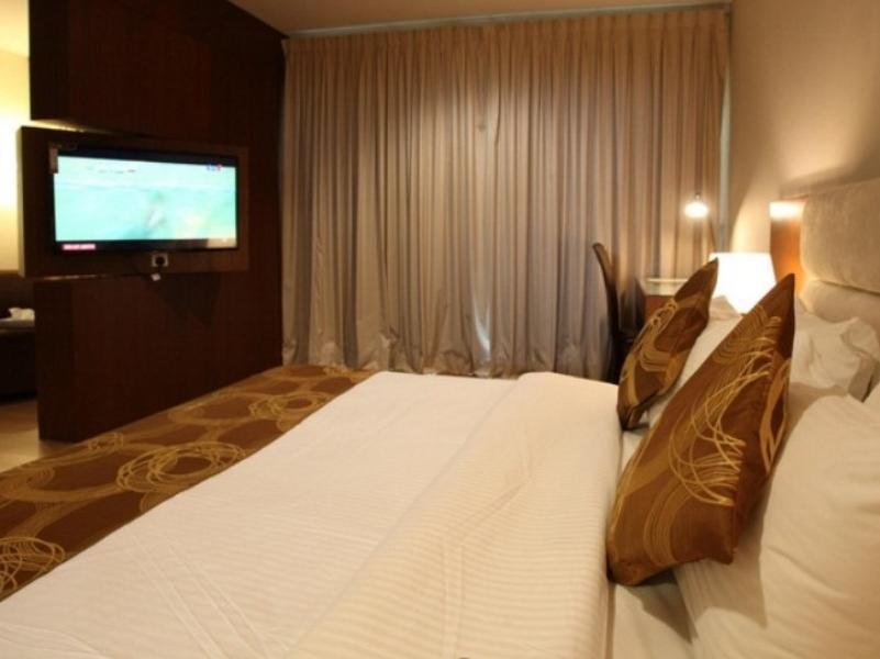 Amverton Cove Golf & Island Resort Бантинг Экстерьер фото